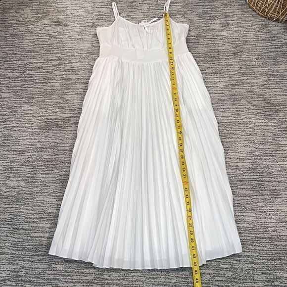NWT J.Crew Smocked Waist Pleated Dress White Size 14 - Picture 10 of 15